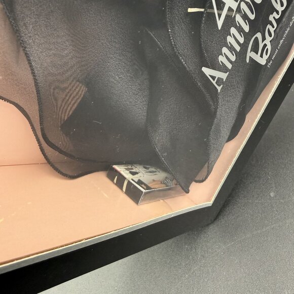 Mattel Barbie 1999 40th Anniversary African American AA Collectors NRFB 22336 - Picture 7 of 14